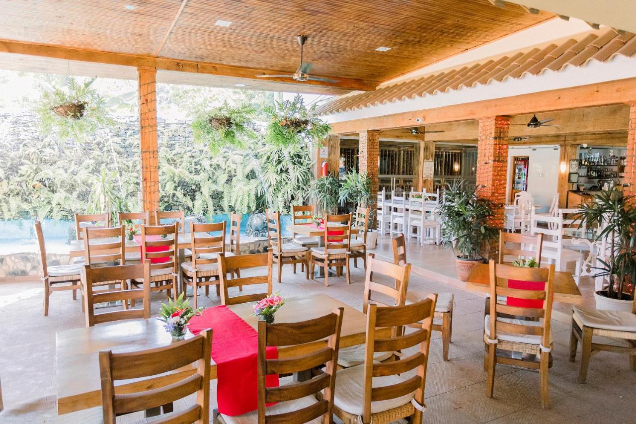 Rancho Guacamayos Hotel & Restaurantes Бонао Экстерьер фото