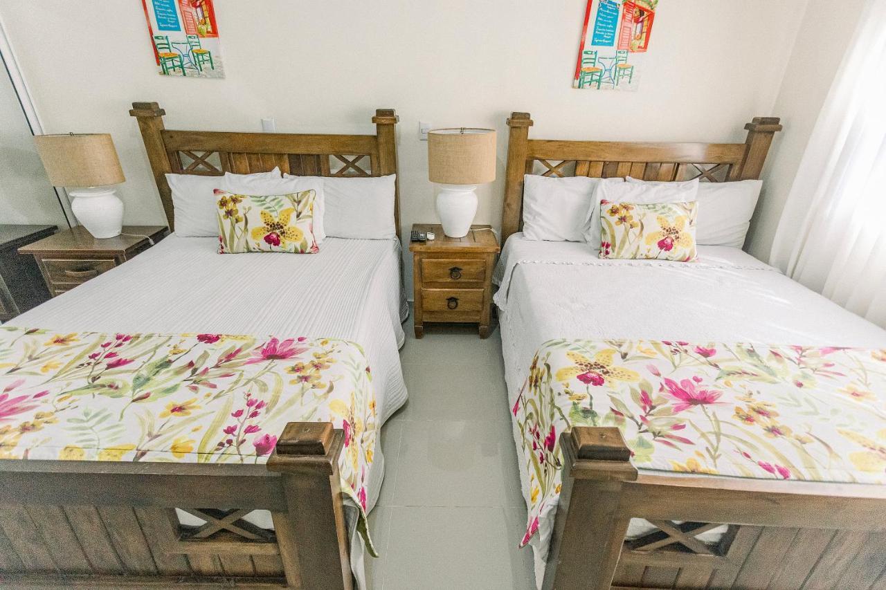 Rancho Guacamayos Hotel & Restaurantes Бонао Экстерьер фото