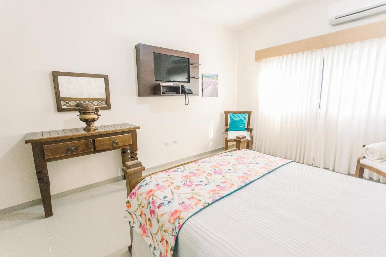 Rancho Guacamayos Hotel & Restaurantes Бонао Экстерьер фото