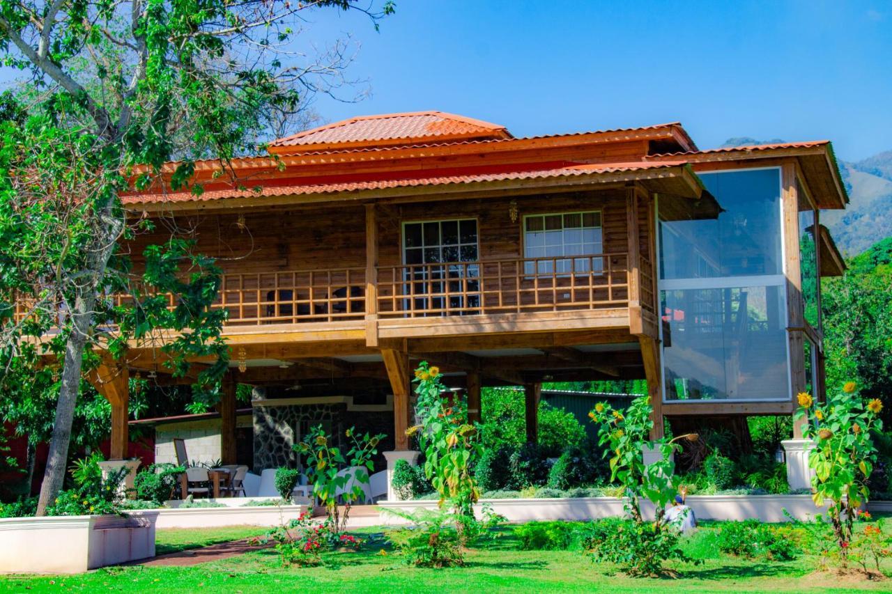 Rancho Guacamayos Hotel & Restaurantes Бонао Экстерьер фото