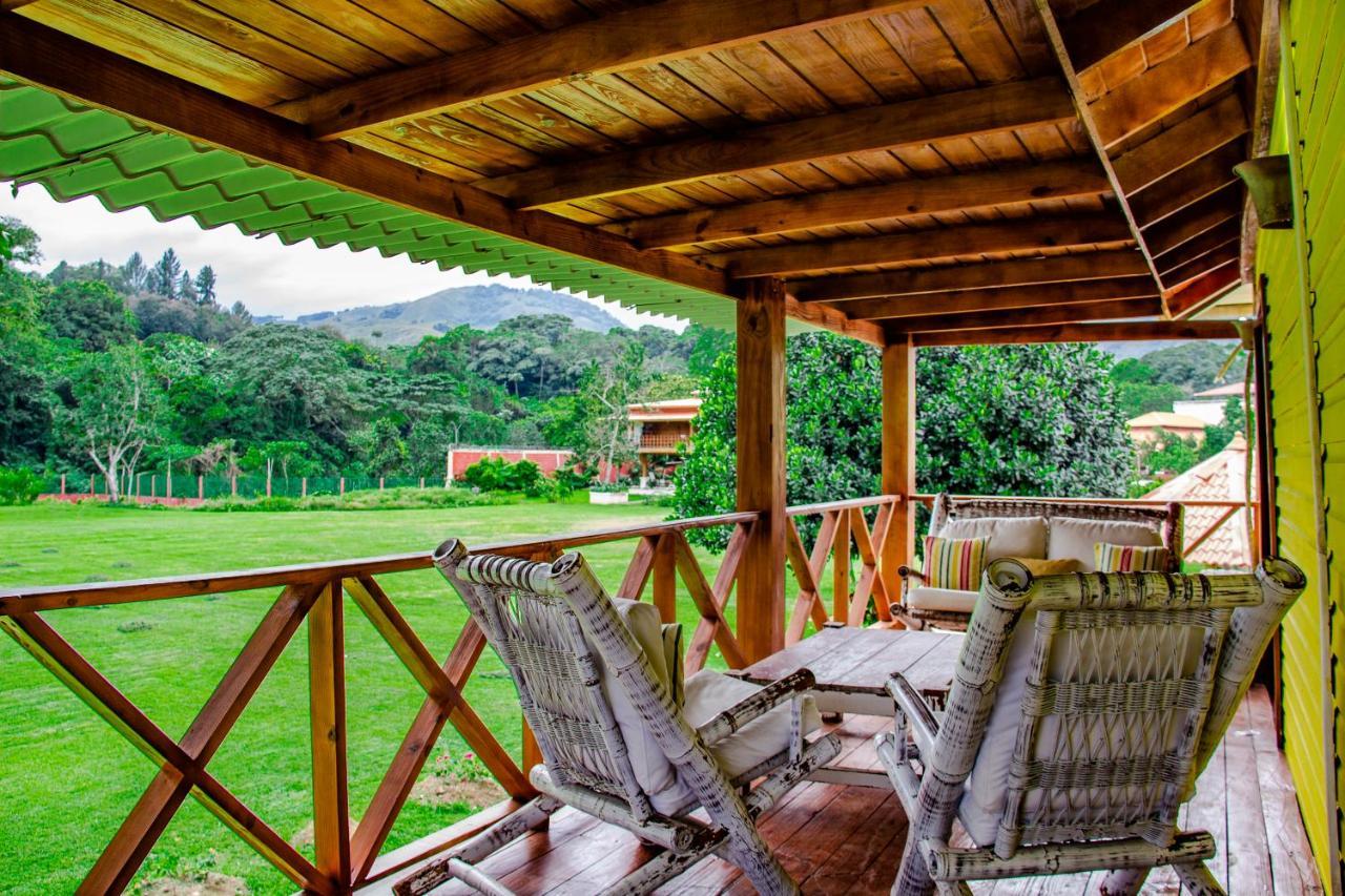 Rancho Guacamayos Hotel & Restaurantes Бонао Экстерьер фото