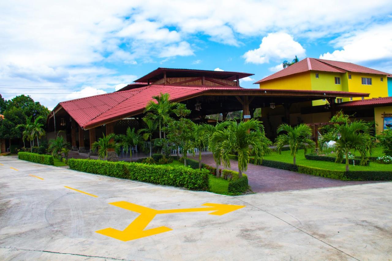 Rancho Guacamayos Hotel & Restaurantes Бонао Экстерьер фото